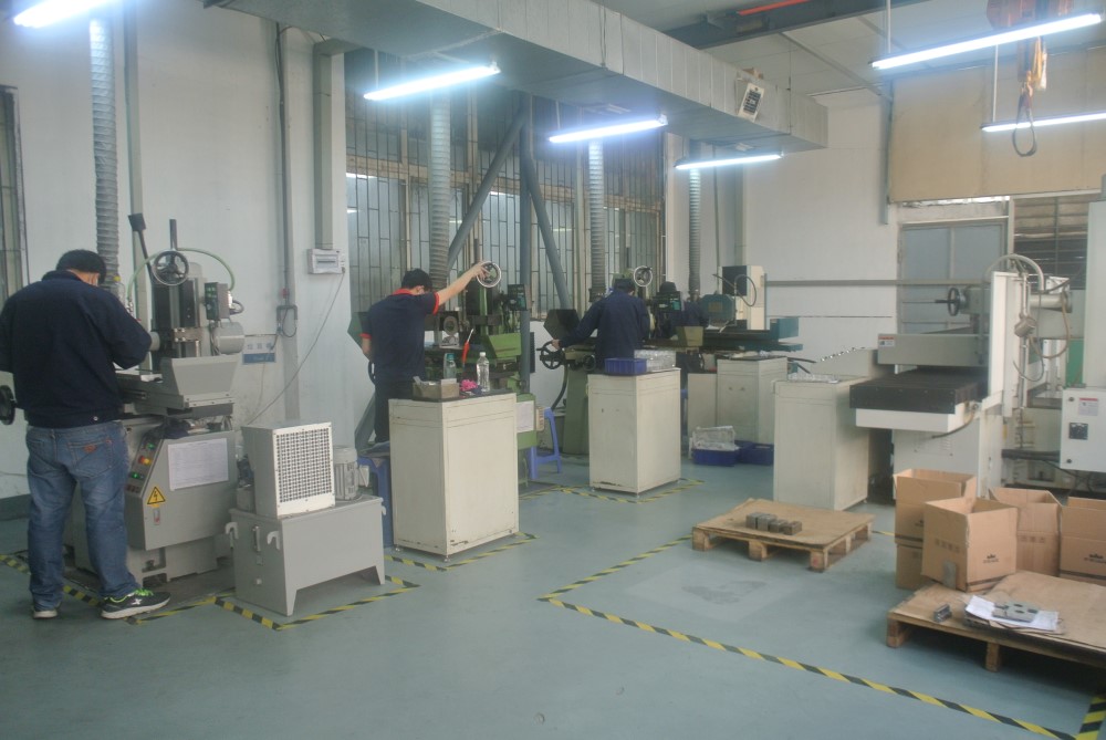 Custom Precision CNC Machined Components